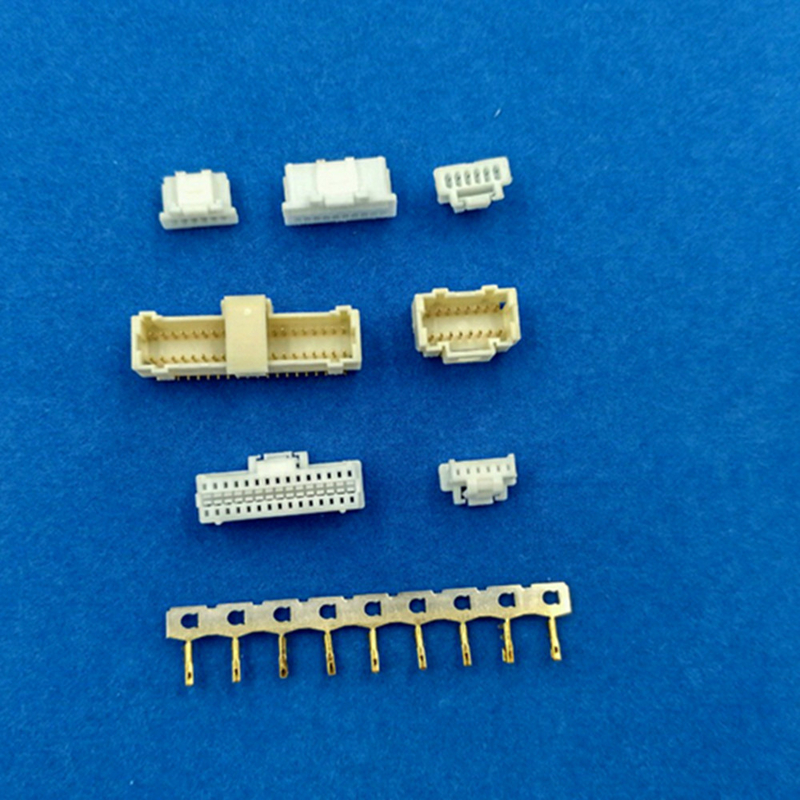 1.0mm Pitch Wire To Board Connector Housing Equivalent For Molex 501189  With Brass Contact PA66